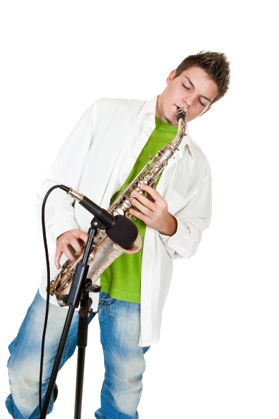 年轻的音乐家图片下载