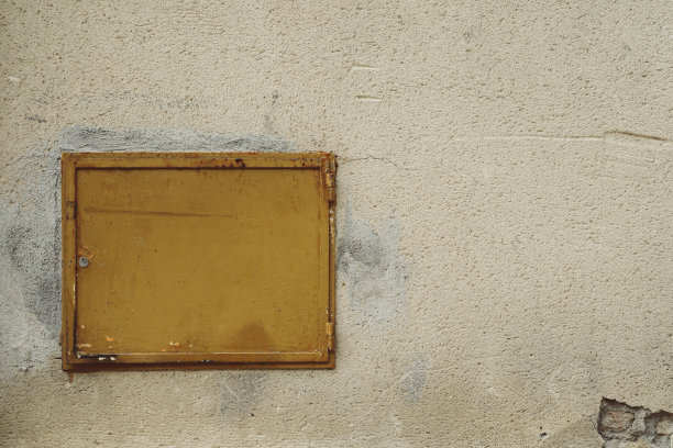 黄色的金属板图片下载