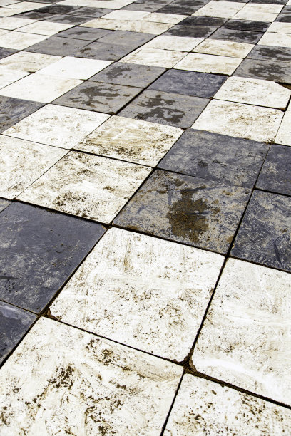 有象棋方格的旧地板图片下载