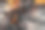 火树枝。在烤架上燃烧木炭。图片下载