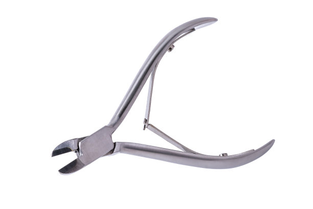 医用切割钳孤立在白色背景上图片下载