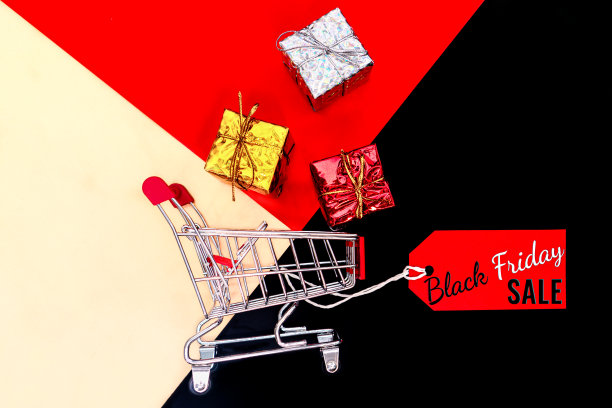 黑色星期五促销概念，购物车和礼盒，年终促销图片下载