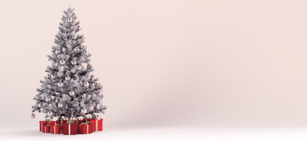 红色礼物在时尚的黑色和白色节日松树下。圣诞美丽的松木，用镜面球，3d渲染。图片下载