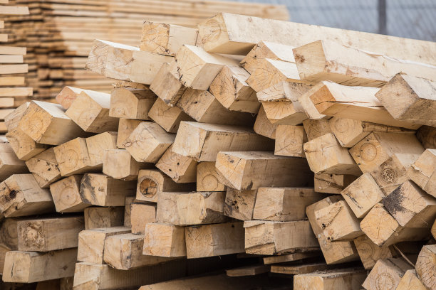 方形梁。出售建筑材料图片下载