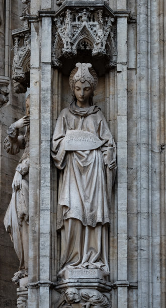 普律当丝-雕像，称为普律当丝，在旧市政厅布鲁塞尔图片下载