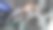 医生戴着外科口罩、眼镜和手套在触摸屏上查看x光图像图片下载