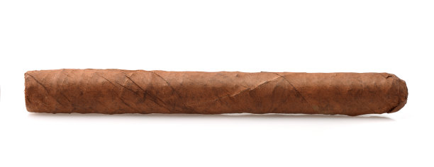 手卷雪茄的侧视图图片下载