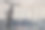 一辆自行车停在街上图片下载