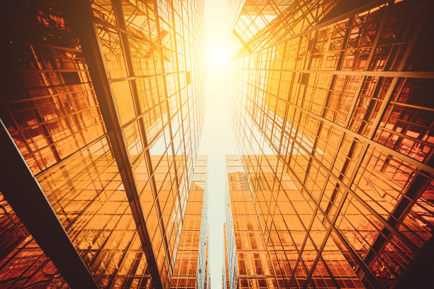 俯瞰香港的商业楼宇图片下载