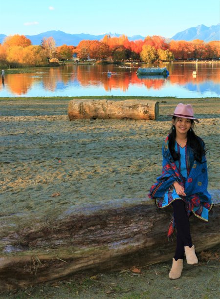 空无一人的海滩图片下载