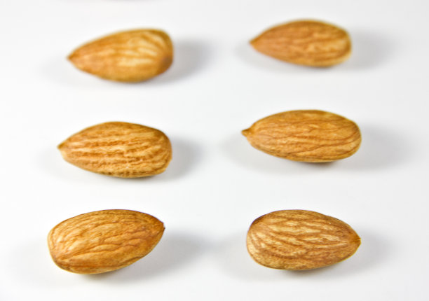烤杏仁图片下载