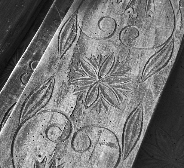 手工雕刻的木质图片下载