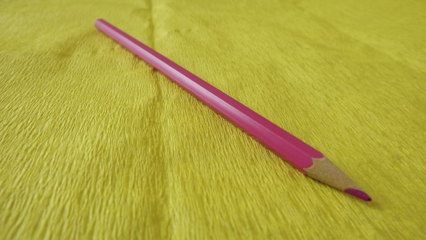 彩色铅笔，彩色铅笔，铅笔，黄色图片下载