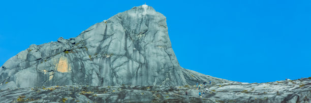 基纳巴卢山风景图片下载