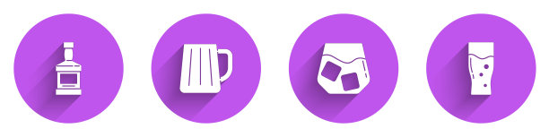 设置威士忌酒瓶，木制啤酒杯，威士忌酒杯和图标与长影子。向量图片下载