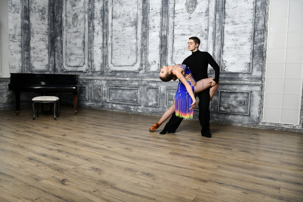 舞厅跳舞图片下载