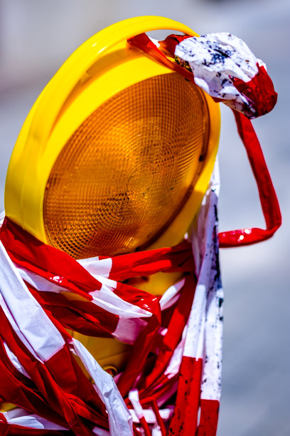 街道上的安全屏障图片下载