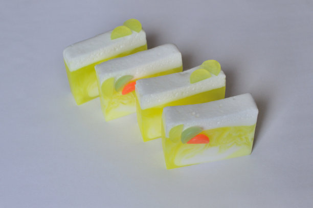 手工制作的柑橘肥皂图片下载