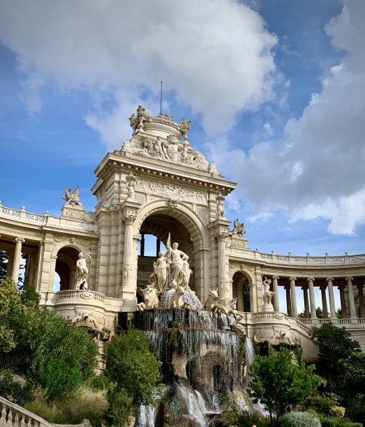 法国马赛的王座图片下载