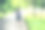 健康的女人慢跑和户外道路锻炼。亚洲跑步者在健身房里锻炼，以自然公园为背景。健康和生活方式概念。图片下载