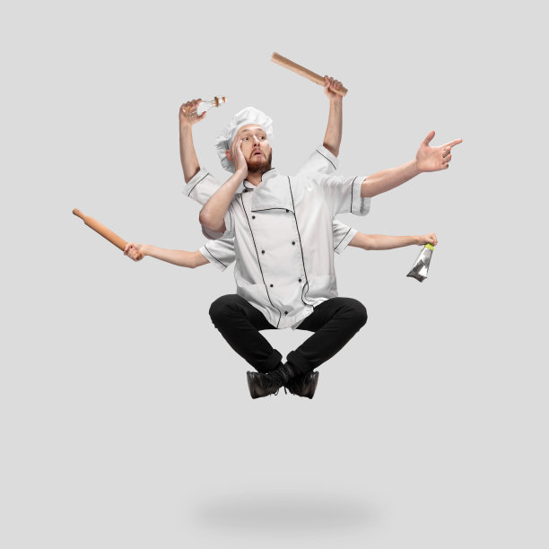 炊具，厨师，面包师在统一的多任务像shiva孤立在灰色工作室背景图片下载