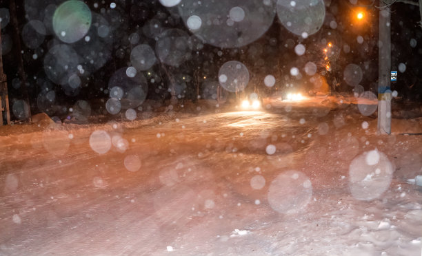 老城区冬夜景观图片下载