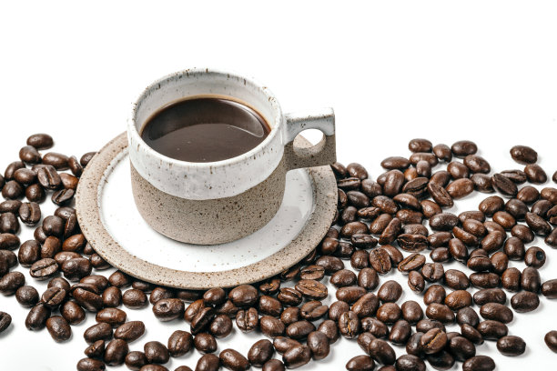 咖啡杯和优质咖啡豆图片下载