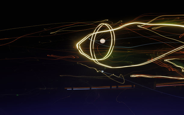 海洋码头的夜晚灯光小径景观图片下载