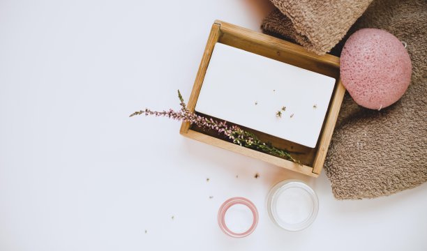 化妆品的主题。面对保健预设。图片下载