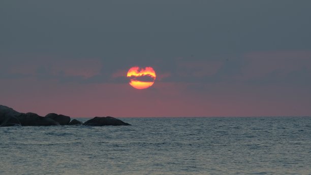 海上日落图片下载