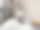 可爱的灰猫和玩具老鼠在一起图片下载
