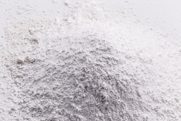 硫化钙是一种固体无机化合物，化学式为CaS，用于生产某些类型的油漆、陶瓷和纸张。图片下载