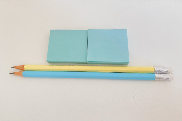 可爱的办公用品图片下载