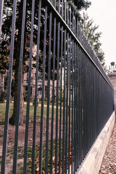 铁艺栅栏图片下载