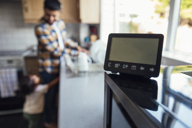 厨房里的智能电表图片下载