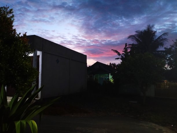 黄昏的天空图片下载