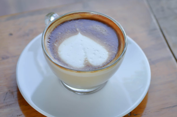 热咖啡或拿铁咖啡图片下载