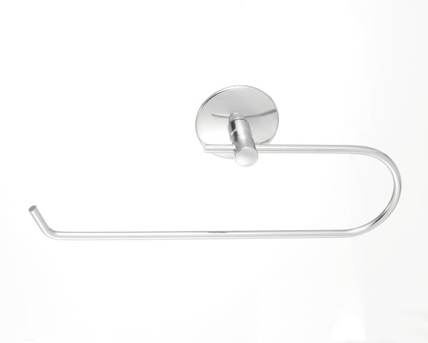 空毛巾架孤立在白色背景上。图片下载
