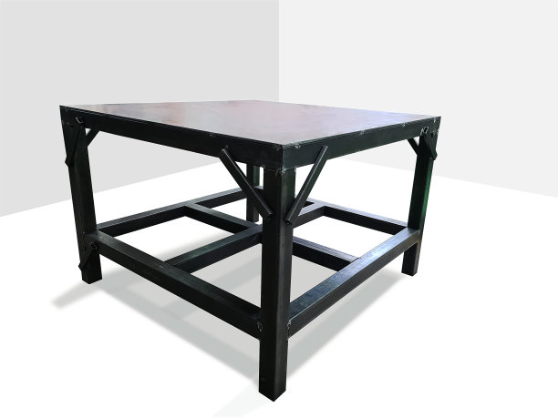 黑色金属桌漆孤立在白色背景图片下载