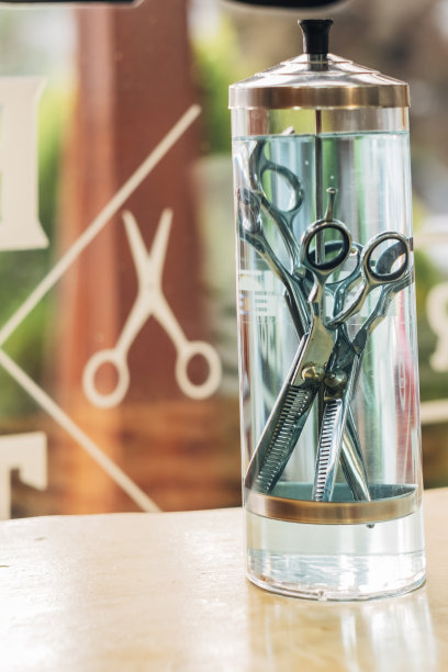 塑料护套理发剪刀图片下载