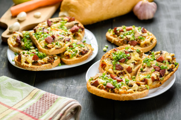 美味的自制烤三明治图片下载