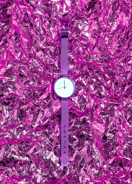 在礼物纸空间的最小时尚闪光样本。圣诞快乐/新年快乐庆祝概念。图片下载