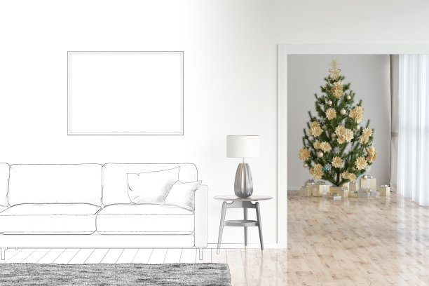 拼花地板、蓬松的地毯、横放的海报、舒适的灰色沙发旁边的台灯、背景里放着礼物的圣诞树，这幅素描变成了一个真正的客厅内部。图片下载