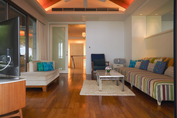 泰国华欣海滨度假酒店的海滨平房客厅的室内和装修图片下载