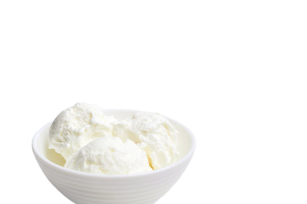 白色的碗和白色的冰淇淋孤立在白色的背景图片下载