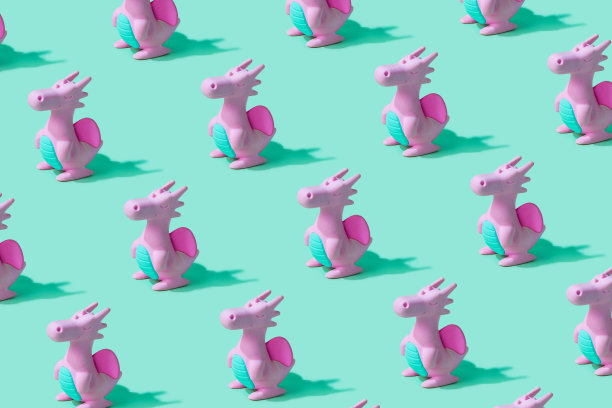 创意可爱的龙玩具图案。图片下载