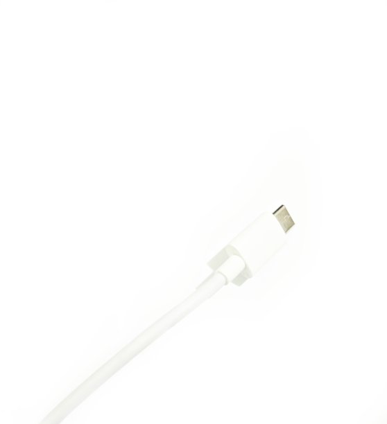 USB电缆隔离在白色背景图片下载