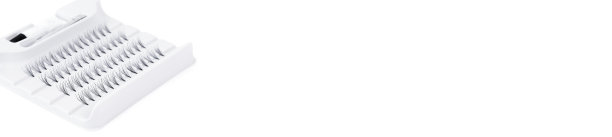 白色背景上的一组人工睫毛图片下载