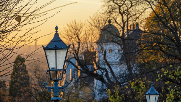 德国本斯伯格（贝尔吉施格拉德巴赫）的日落图片下载