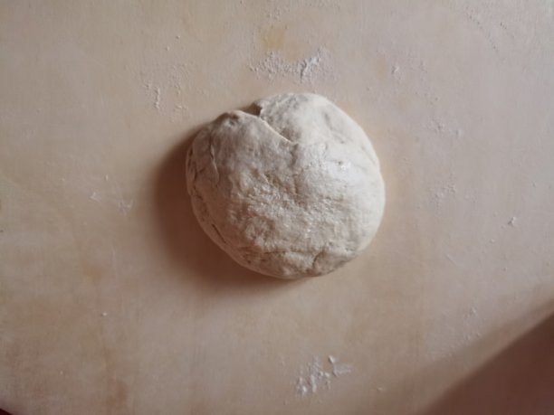 现揉的披萨面团图片下载